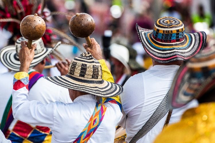 Colombian cumbia is a party of colors and rhythms